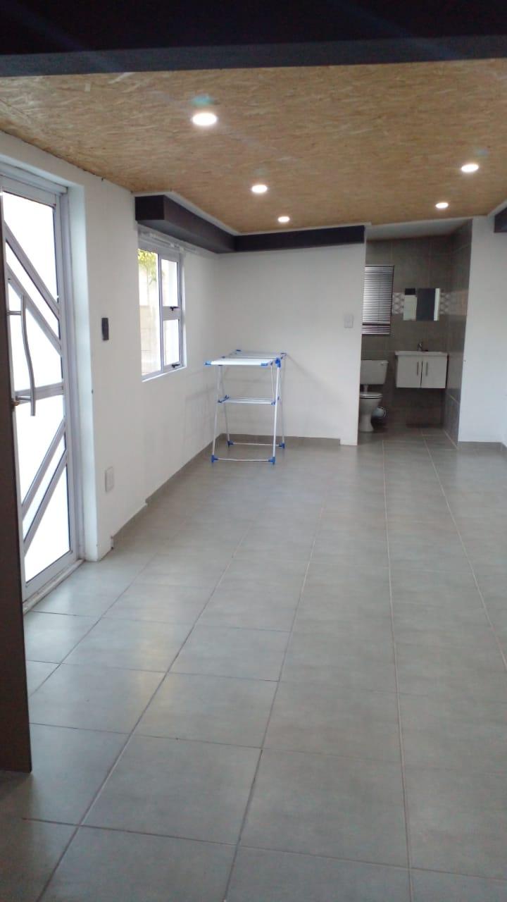 To Let 3 Bedroom Property for Rent in Bellville Central Western Cape